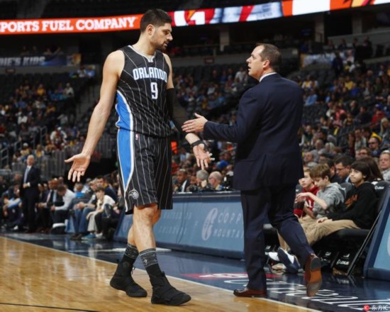 乔治和替补 乔治和替补