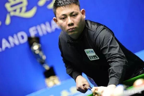 口的硬地赛 口的硬地赛